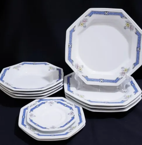 Jogo de Pratos em Porcelana Schmidt - 16 Peças - Padrão Clássico Azul Floral