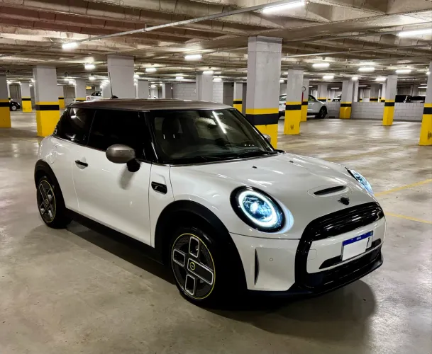 Mini Cooper SE Sport 3P (elétrico) - Mini 2023