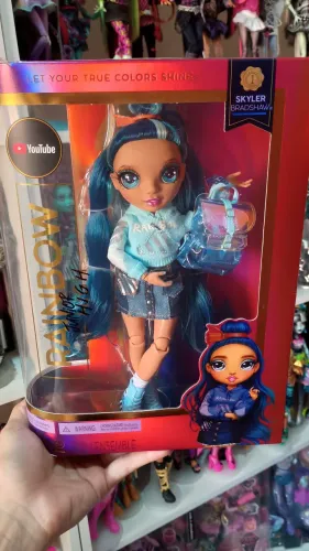 Boneca Rainbow high Jr Skyler Lacrada