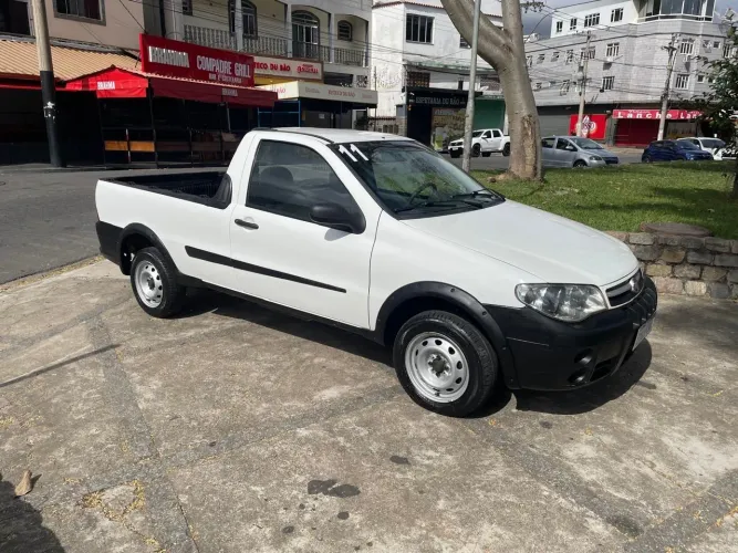Fiat Strada 1.4 MPI Fire Flex 8V CS 2011