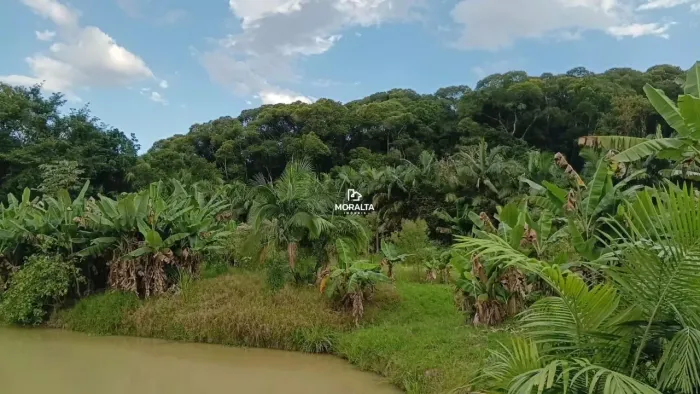 Área de 271.579,16m² em Antonina - PR