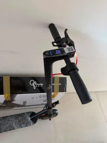 Patinete Eletrico 8.5 Ghis E-scooter Pro 350w