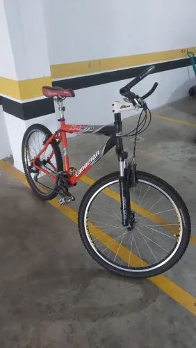 Bicicleta Mountain Bike Aro 26" (Toda Shimano)