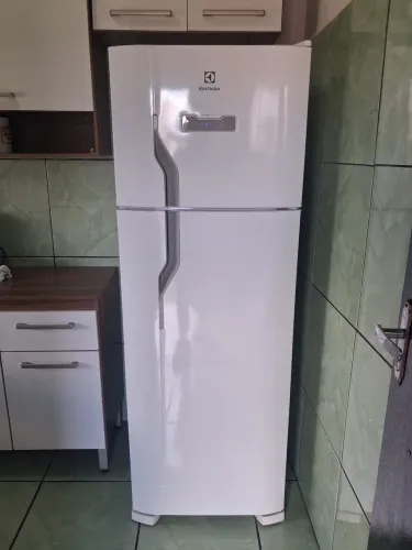 Geladeira Electrolux 310 litros (TF39)