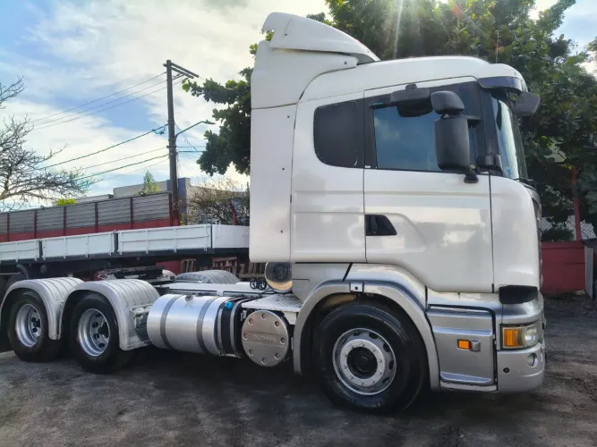 Scania R440 6x4 2014 único dono