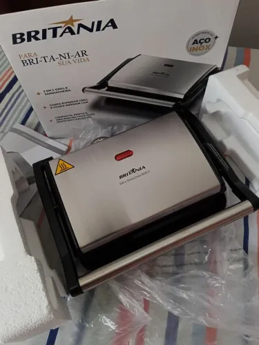 Grill e Sanduicheira Britânia BGR27I Inox 2 em 1 220v - NOVO Na Caixa!