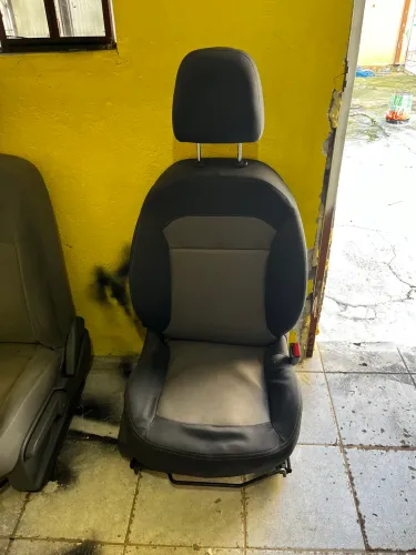 Banco passageiro Peugeot 208