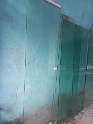 Porta de vidro pra box de banheiro