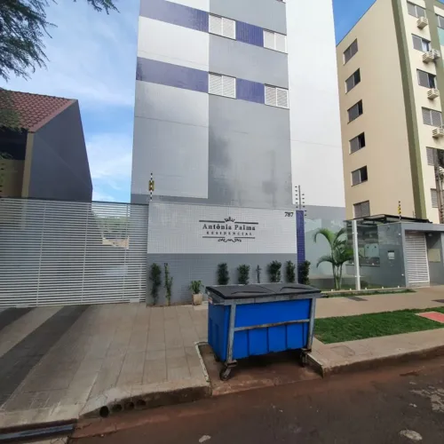 Apartamento com 3 quartos para alugar por R$ 3300.00, 73.80 m2 - ZONA 07 - MARINGA/PR