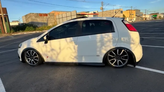 Fiat Punto T-jet 1.4 16V Turbo 5P 2011