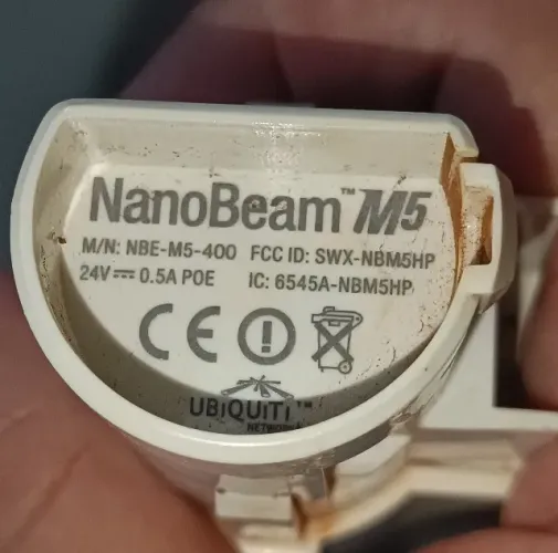 1 Antena via rádio Ubiquiti Nanobeam M5 400 Completa Usada
