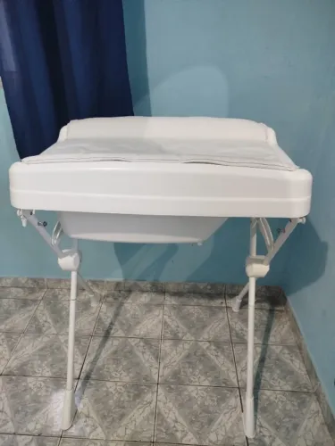 BANHEIRA COM SUPORTE E TROCADOR BURIGOTTO 