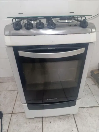 Fogão Electrolux Chef 4 bocas - Funcionando