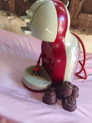 Cafeteira Arno Dolce Gusto Piccolo + Cápsulas Reutilizáveis