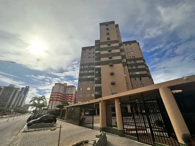 Imóvel para aluguel de 132 metros quadrados, com 3 quartos, em Papicu - Fortaleza - CE