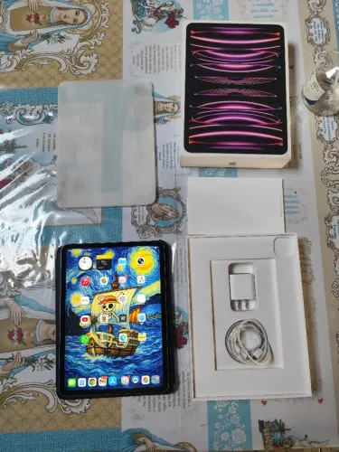 iPad Pro 11" 4ª Geração Chip M2 128GB - Completo na Caixa + Brindes