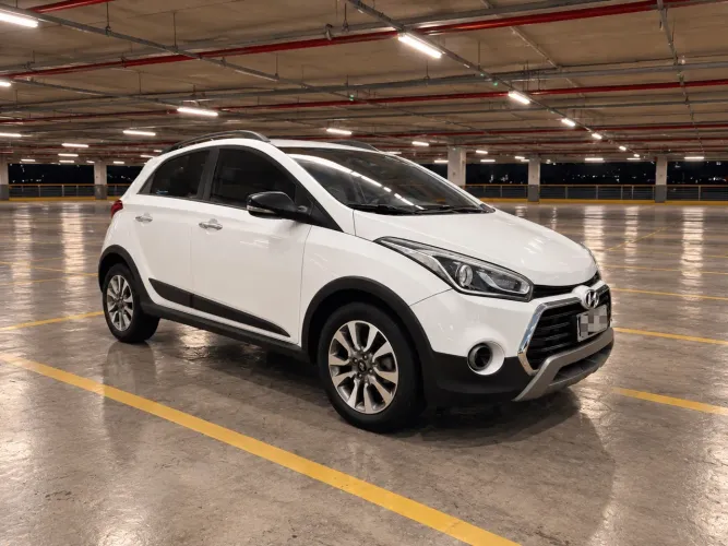 Hyundai HB20X Premium 1.6 Flex 16V Aut. 2016