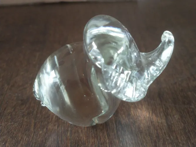 2 elefantes de cristal