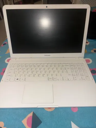 Notebook Samsung Core I5-8250u 16gb 1TB de HD e 256gb SSD