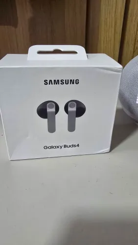Galaxy buds 4 