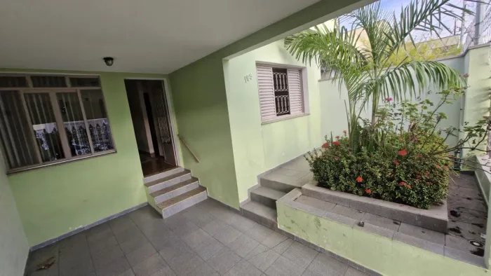 Casa á venda com 2 dormitórios - Jardim Pacaembu - Jundiaí/SP