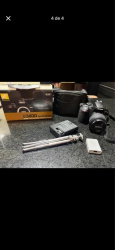 Câmera Fotográfica marca Nikon D3400