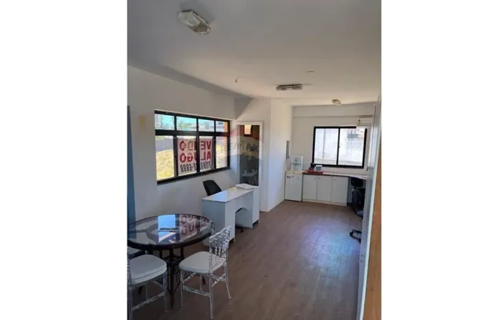 Sala comercial 41m² em Stella Maris, nascente, vista aberta, 140.000