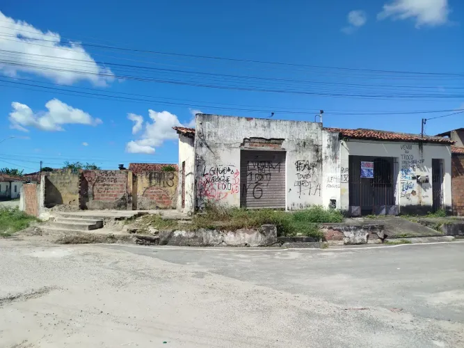 vendo casa de esquina albano franco