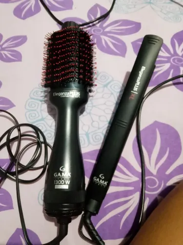 Vende-se escova secadora + chapinha