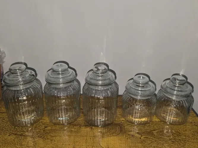 Conjunto de potes de vidro canelado com tampa hermética