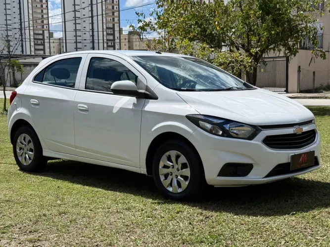 Chevrolet Onix Hatch LT 1.0 8V Flex Mec. 4P 2018