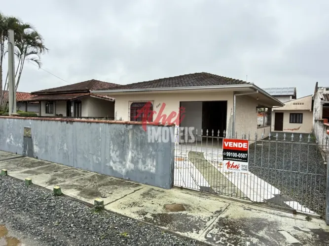 AV4146 - Casa no Espinheiros NAO averbada