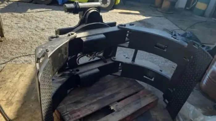 Garra de bobina para Empilhadeira 3.0 Toneladas