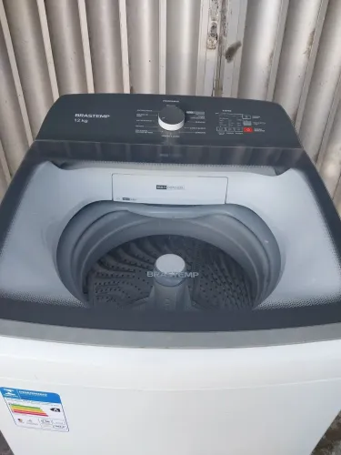 Máquina de lavar roupas brastemp 11kg.
