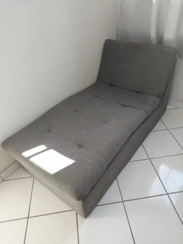 Divã Chaise Tok&Stok com botões