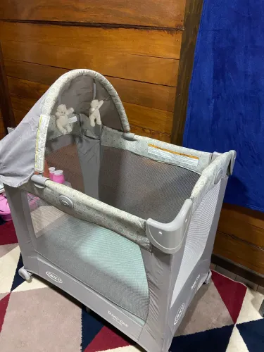 Beco infantil Graco Cuna Pack & Play  Travel Light Crib Gris
