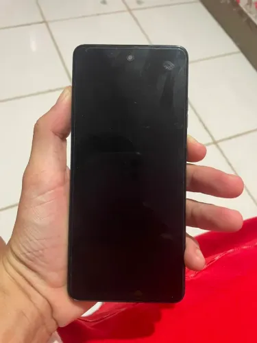 Motorola- mtg24 128GB 6 messes de uso, em perfeita condições.