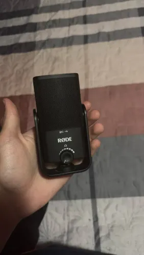Microfone Rode NT-USB Mini - Ideal para Música e Podcasts (Ler descrição)