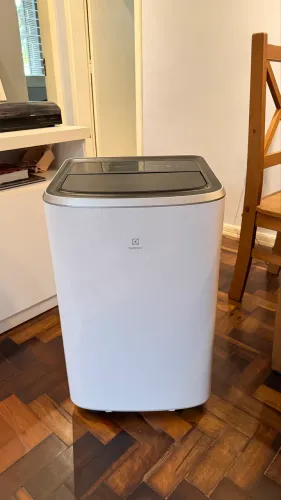 Ar condicionado portátil Eletrolux 12.000 Btu