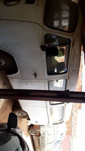 Kombi sucata vendo peças 