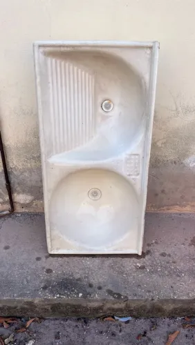 Tanque duplo de lavar roupa em mármore sintético ou fibra 1m X 0,50 cm
