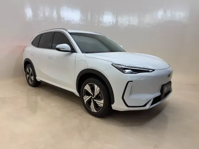 Geely EX5 MAX (elétrico) 2026