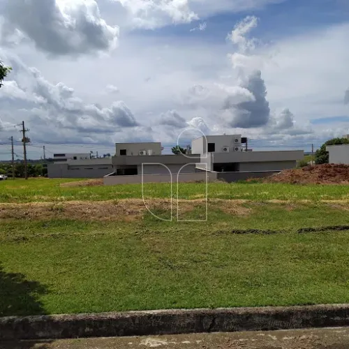 Terreno à venda no Condomínio Verana Marília/SP Qualidade de vida, segurança e valorizaçã
