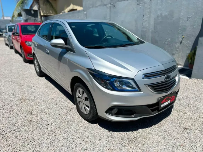 Chevrolet Onix Hatch LT 1.0 8V Flex Power Mec. 4P 2014