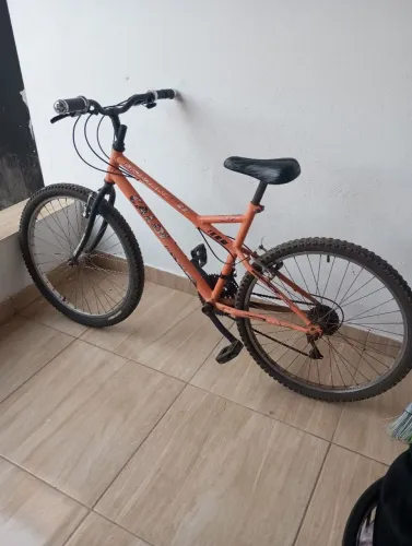 Bicicleta aro 26 Caloi 