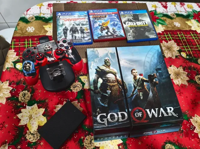 Ps4 semi-novo 1 manete 3 jogos