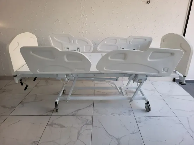 Cama hospitalar manual com 03 manivelas,
