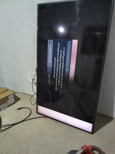 TV com defeito