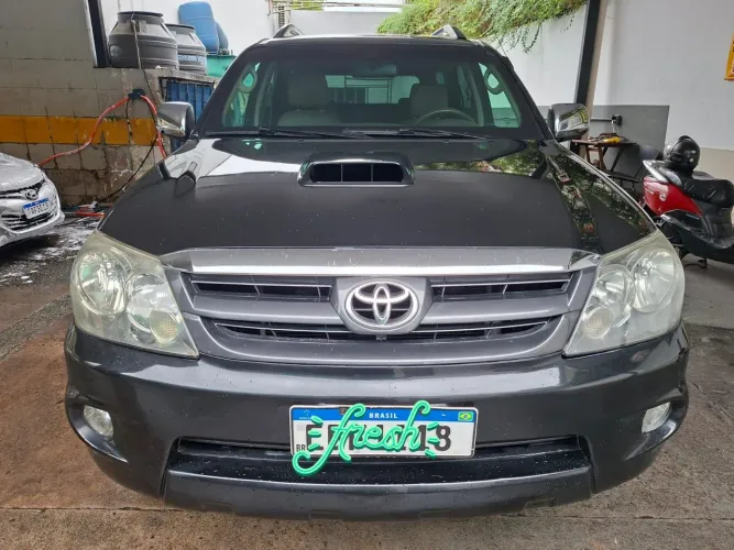 Toyota Hilux SW4 SRV D4-d 4X4 3.0 TDI Dies. AUT 2007