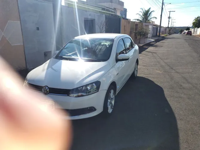 Volkswagen Voyage Evidence 1.6 Total Flex 8V 4P 2015